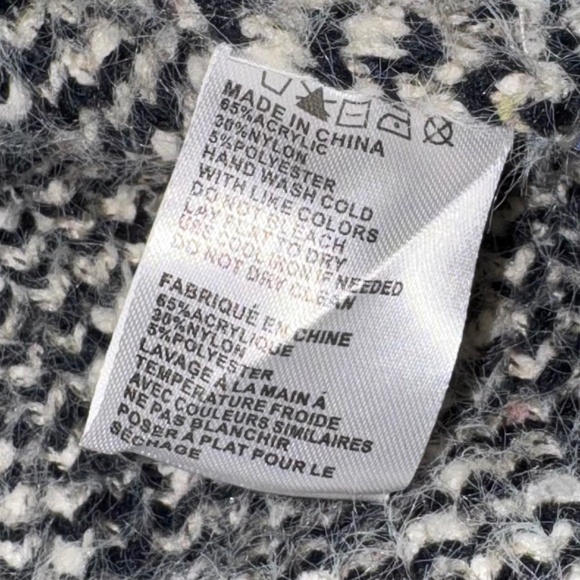 Ethereal Anthropologie Cardigan Sweater Geometric Cozy L - Picture 6 of 8